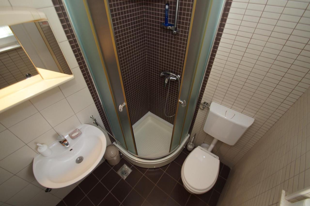 Oasis Blue Apartment Đảo Korčula Ngoại thất bức ảnh