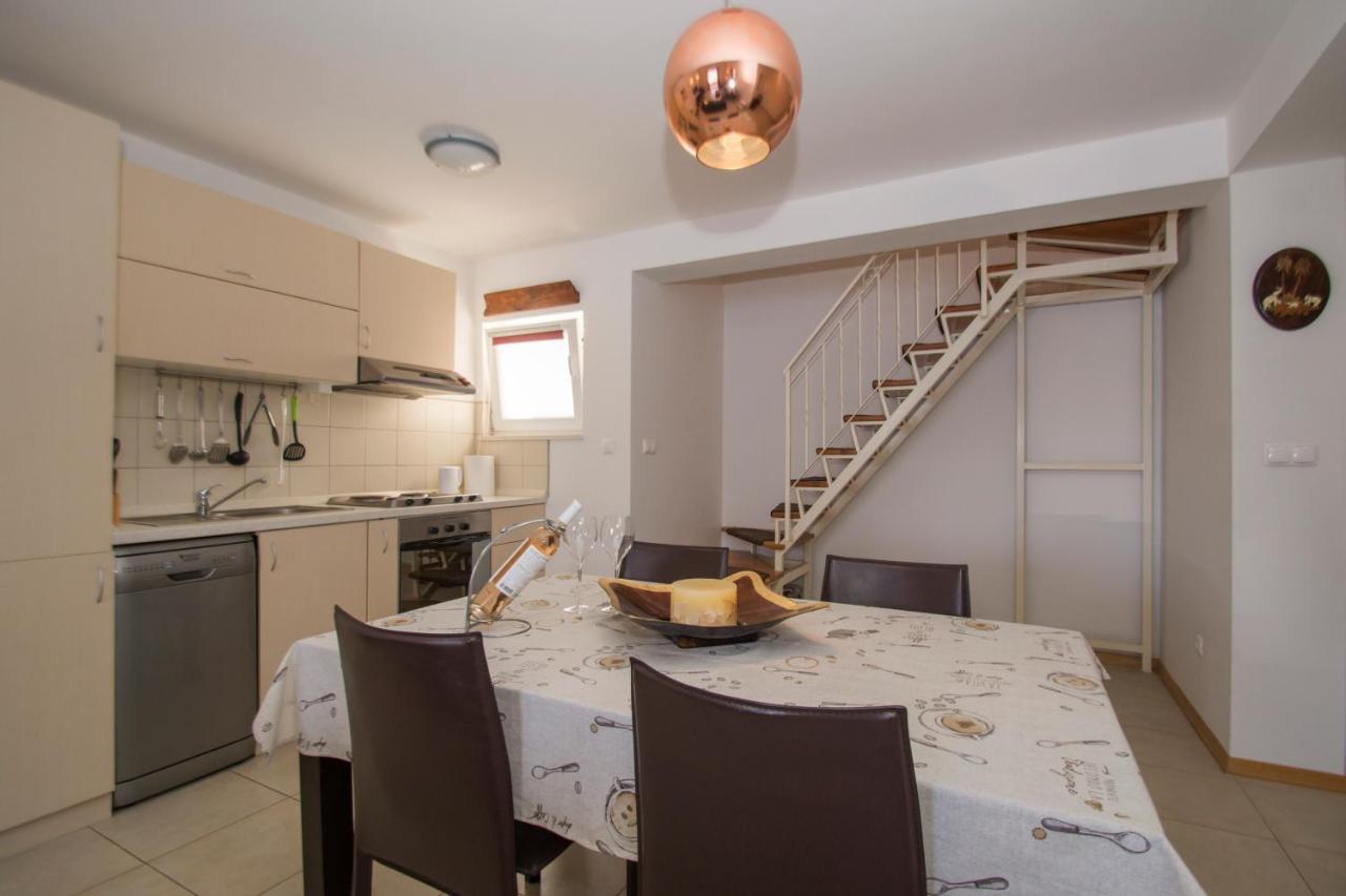 Oasis Blue Apartment Đảo Korčula Ngoại thất bức ảnh