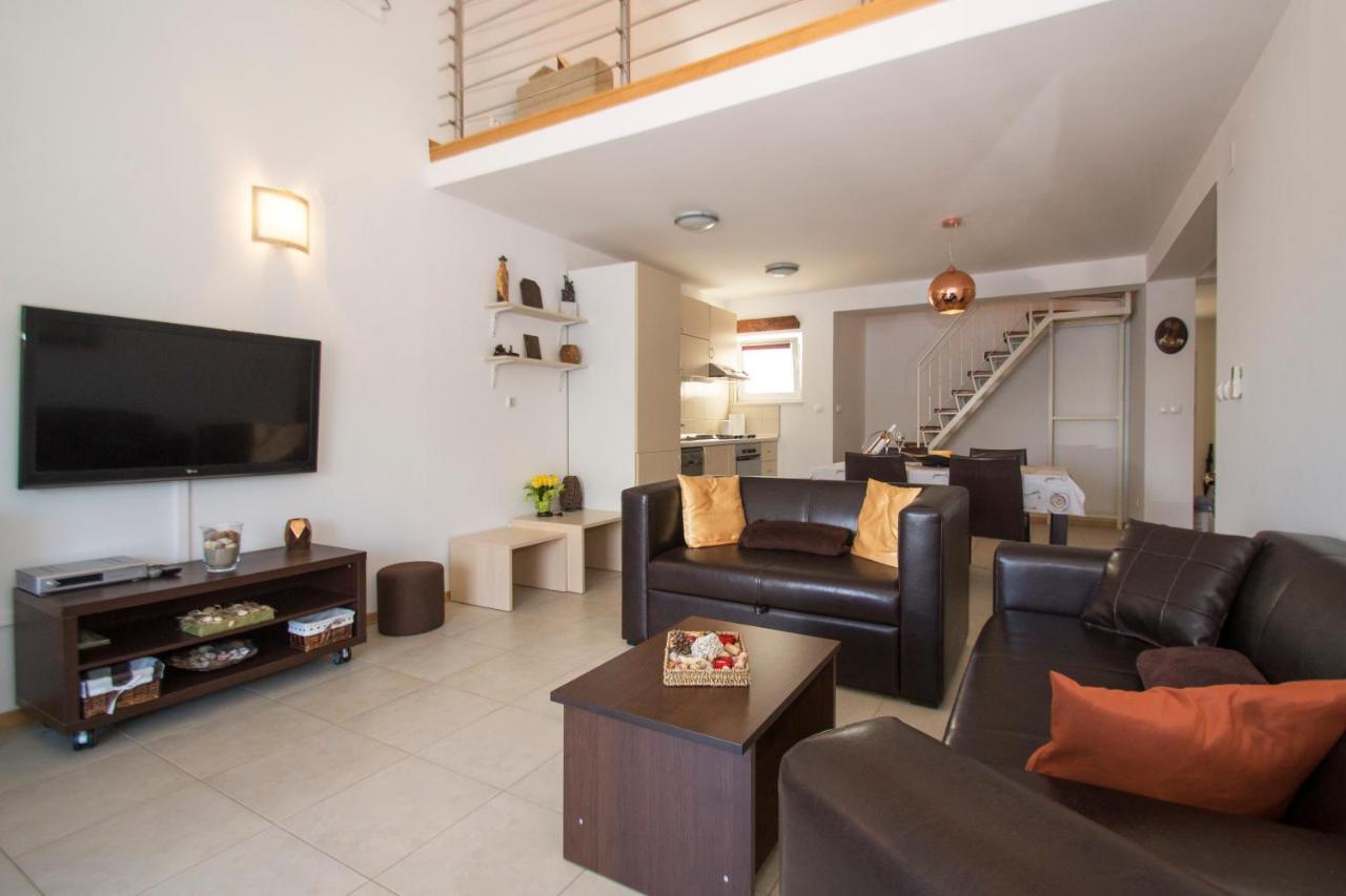 Oasis Blue Apartment Đảo Korčula Ngoại thất bức ảnh