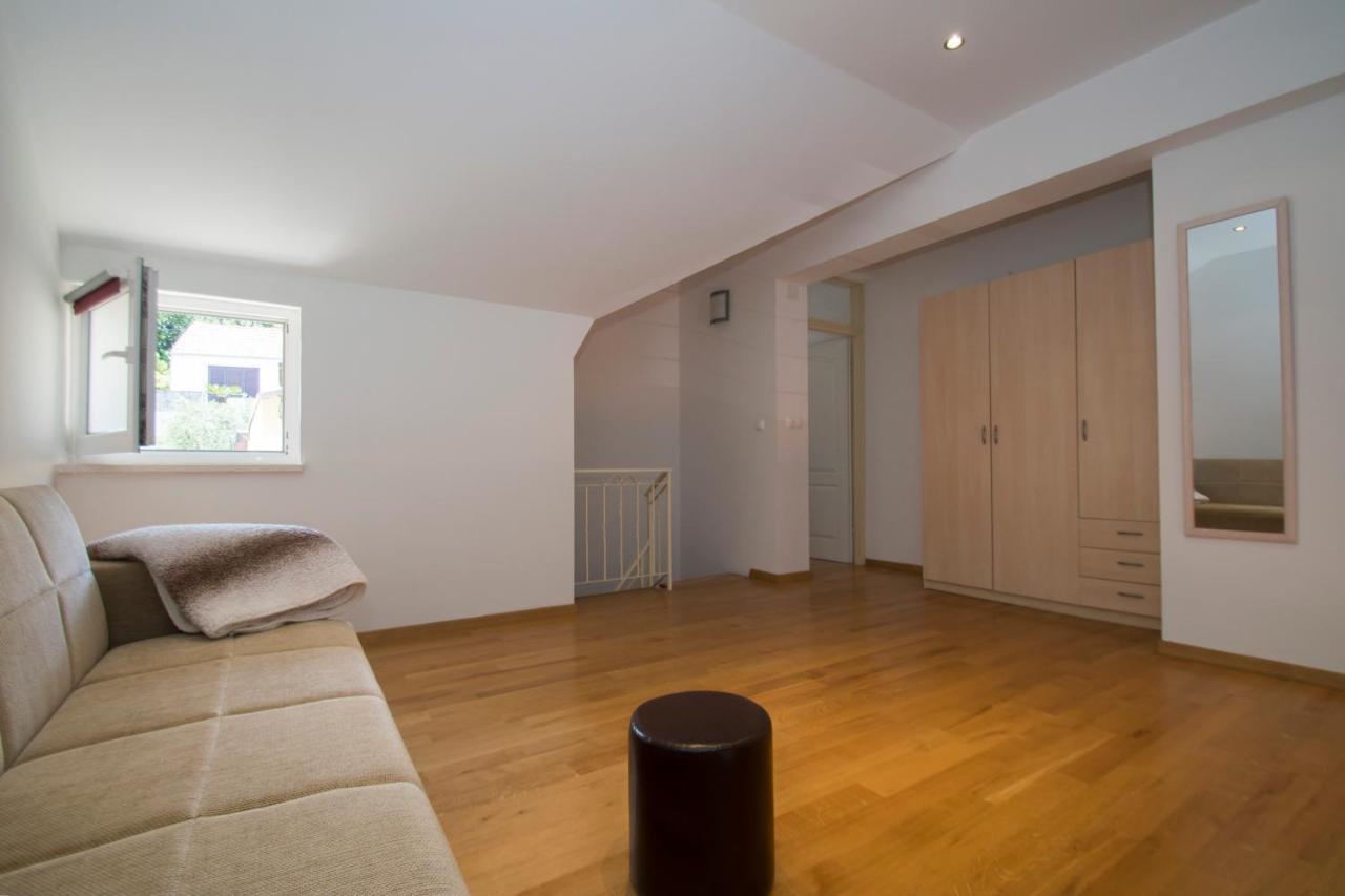 Oasis Blue Apartment Đảo Korčula Ngoại thất bức ảnh