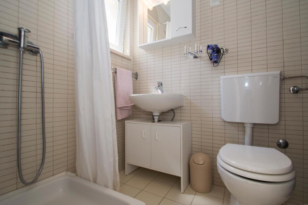 Oasis Blue Apartment Đảo Korčula Ngoại thất bức ảnh